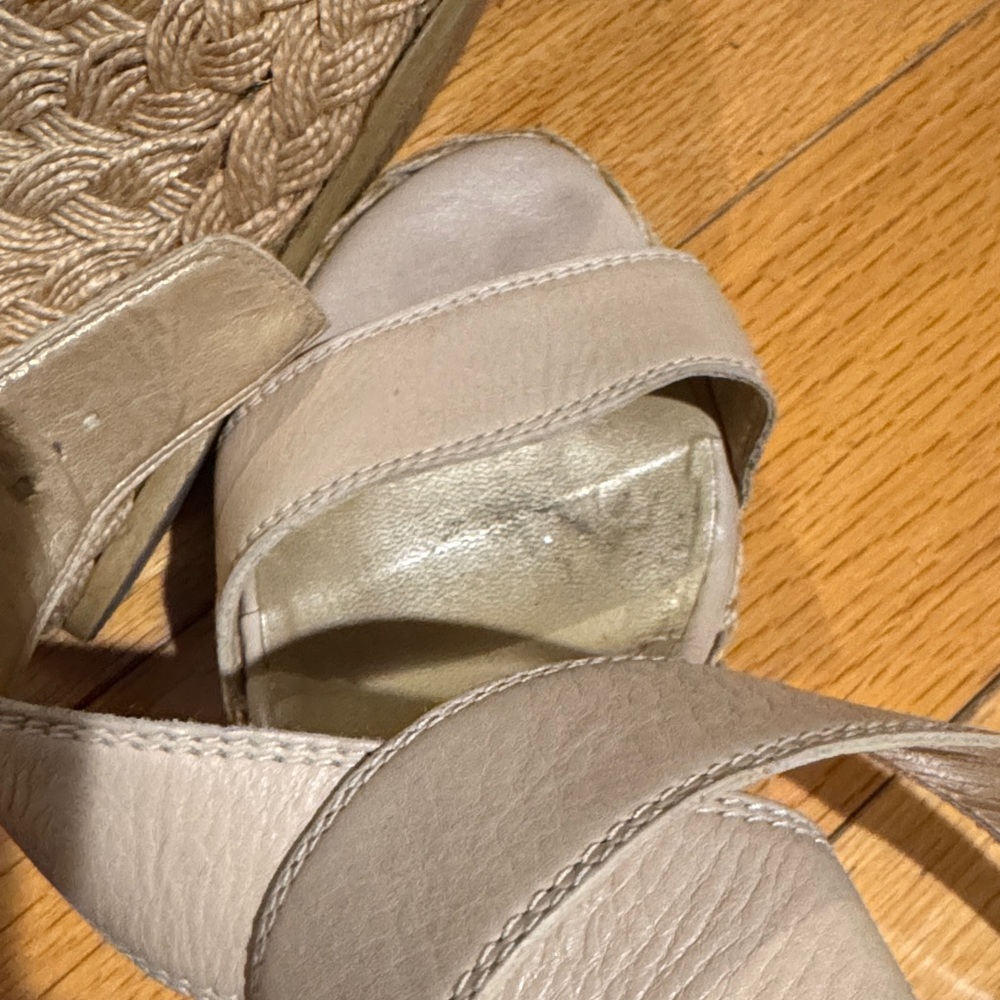 Stuart Weitzman Cream Espadrille Wedges - Picture 6 of 6